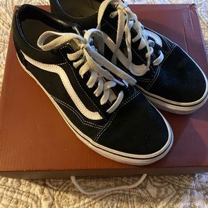 Vans men’s 5.5 women’s 7